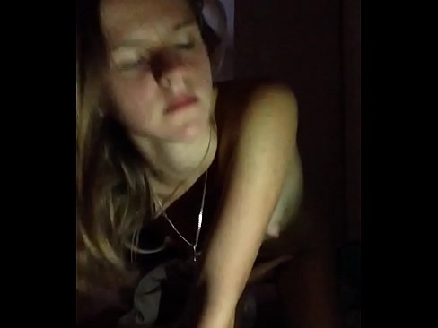 ❤️ 一个女孩自慰并射精 ❤️ 自制毛片